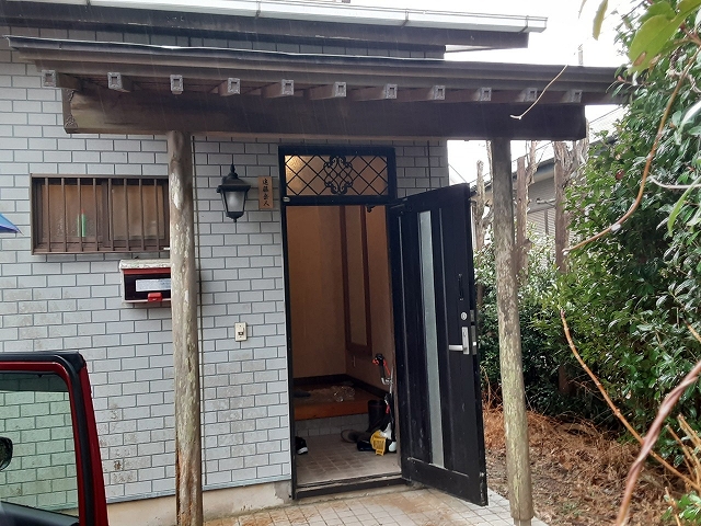 鹿嶋市の玄関ポーチ